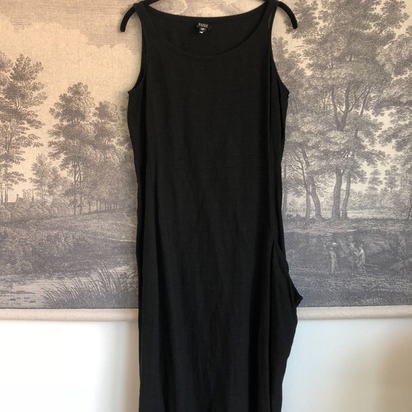 eileen fisher black sleeveless dress